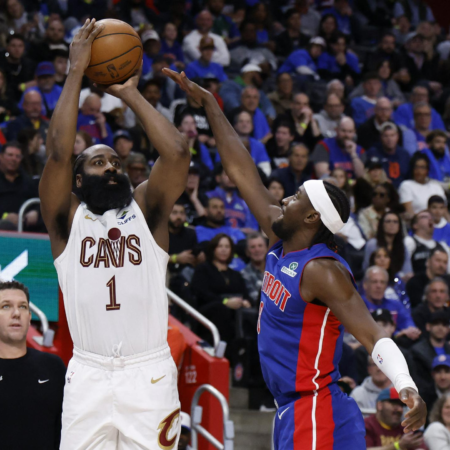 Cleveland ha compiuto una rimonta a Detroit e si è avvicinata alle semifinali NBA