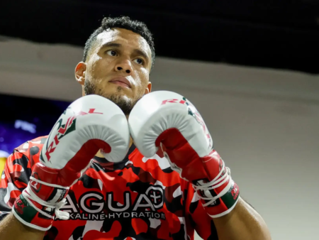Benavidez viene sempre più spesso definito il vero erede di Canelo nella boxe messicana