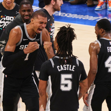 New York inizia le Finali NBA con una vittoria: i Knicks battono San Antonio in trasferta