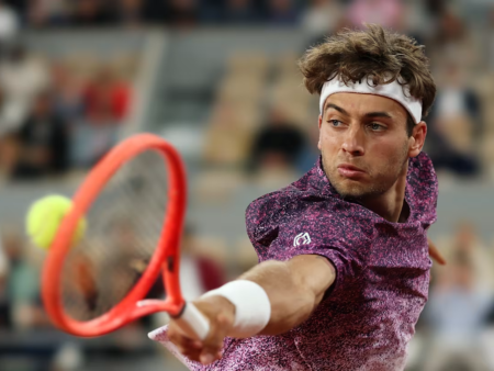 Cobolli dopo la sconfitta in finale al Roland Garros: “Il mio corpo mi ha tradito in campo”