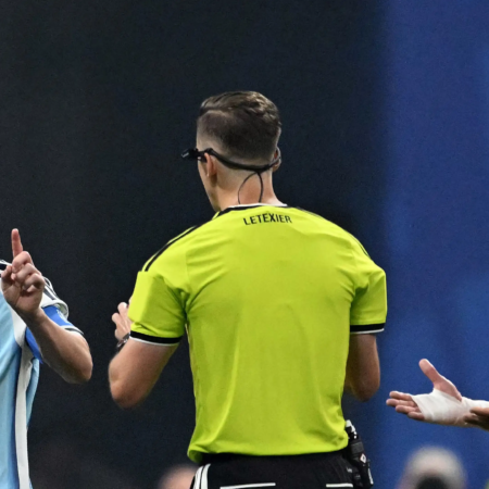 Ex arbitro FIFA valuta l’arbitraggio nella finale dei Mondiali del 2026: le accuse di Messi infondate
