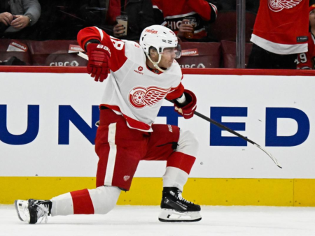 Patrick Kane torna a Chicago: il leggendario attaccante indosserà di nuovo la maglia dei Blackhawks