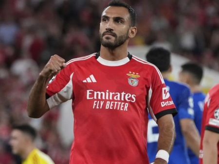Pavlidis ha fatto la storia del Benfica. L’attaccante greco ha replicato l’impresa di Eusebio
