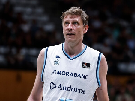 Crollo nel quarto finale: Andorra con Pustov sconfitta pesantemente da Hoventud