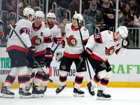 NHL: Ottawa sconfigge Florida, Tkachak segna contro la sua ex squadra, Philadelphia conquista la terza vittoria consecutiva