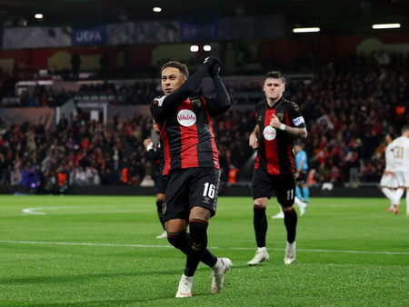 Il Bournemouth batte il Milan 3-0: Megnan espulso per comportamento aggressivo